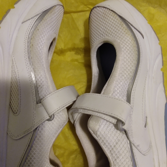 Ryka Relief Mary Jane/low - Picture 5 of 7